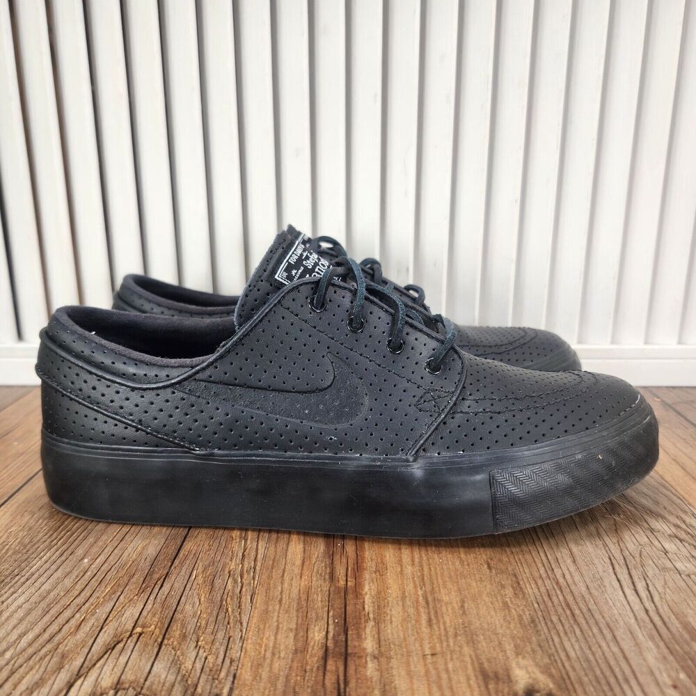 Nike SB Zoom Stefan Janoski Womens Sz 8.5 Black Perforated Leather Skater Shoes